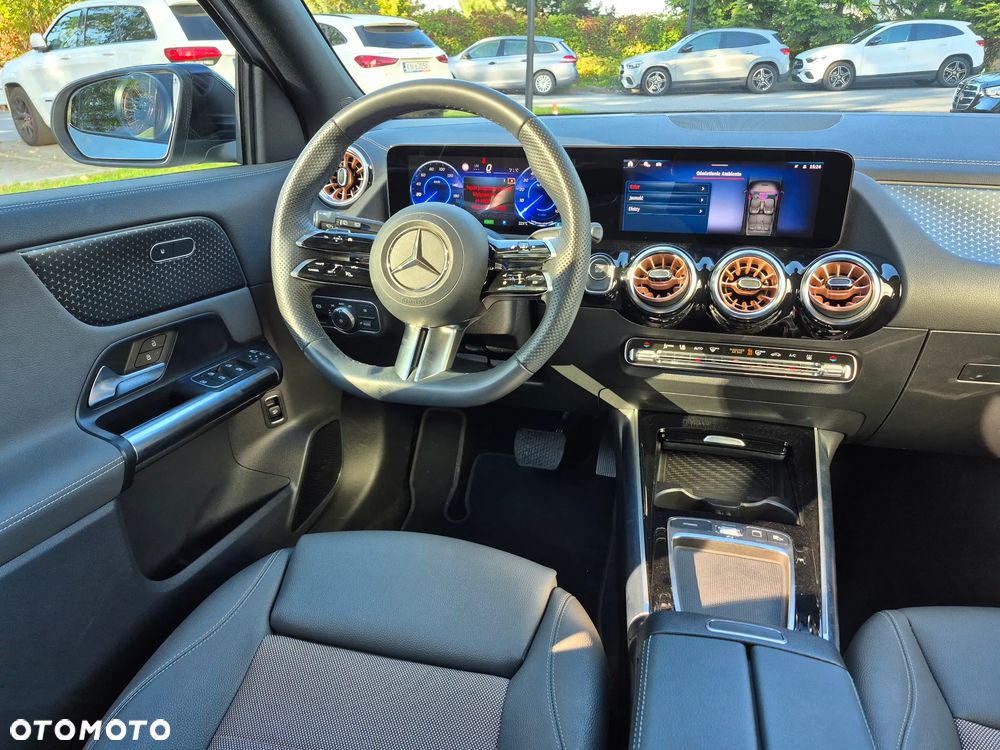 Mercedes-Benz EQA 250+ 70.5kWh Electric Art - 23