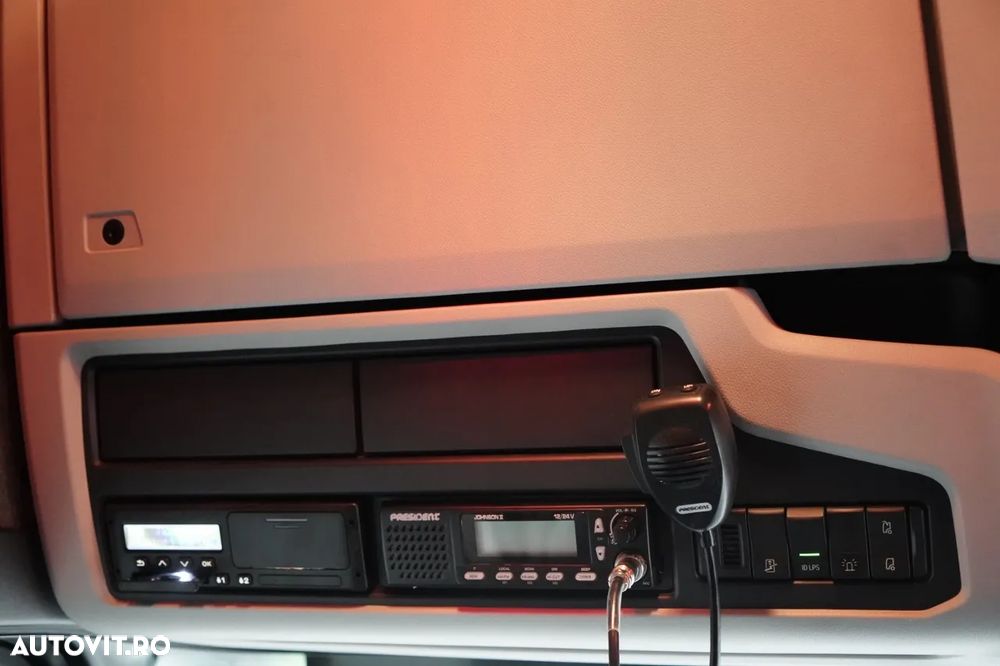 Scania G 280 / SOLO / 4x2 / CORTINĂ - 7,7 m / BDE / FULL AIRMATIC / PLUSĂ / PIELE - 34