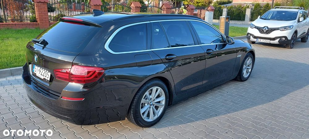 BMW Seria 5 520d Luxury Line - 24