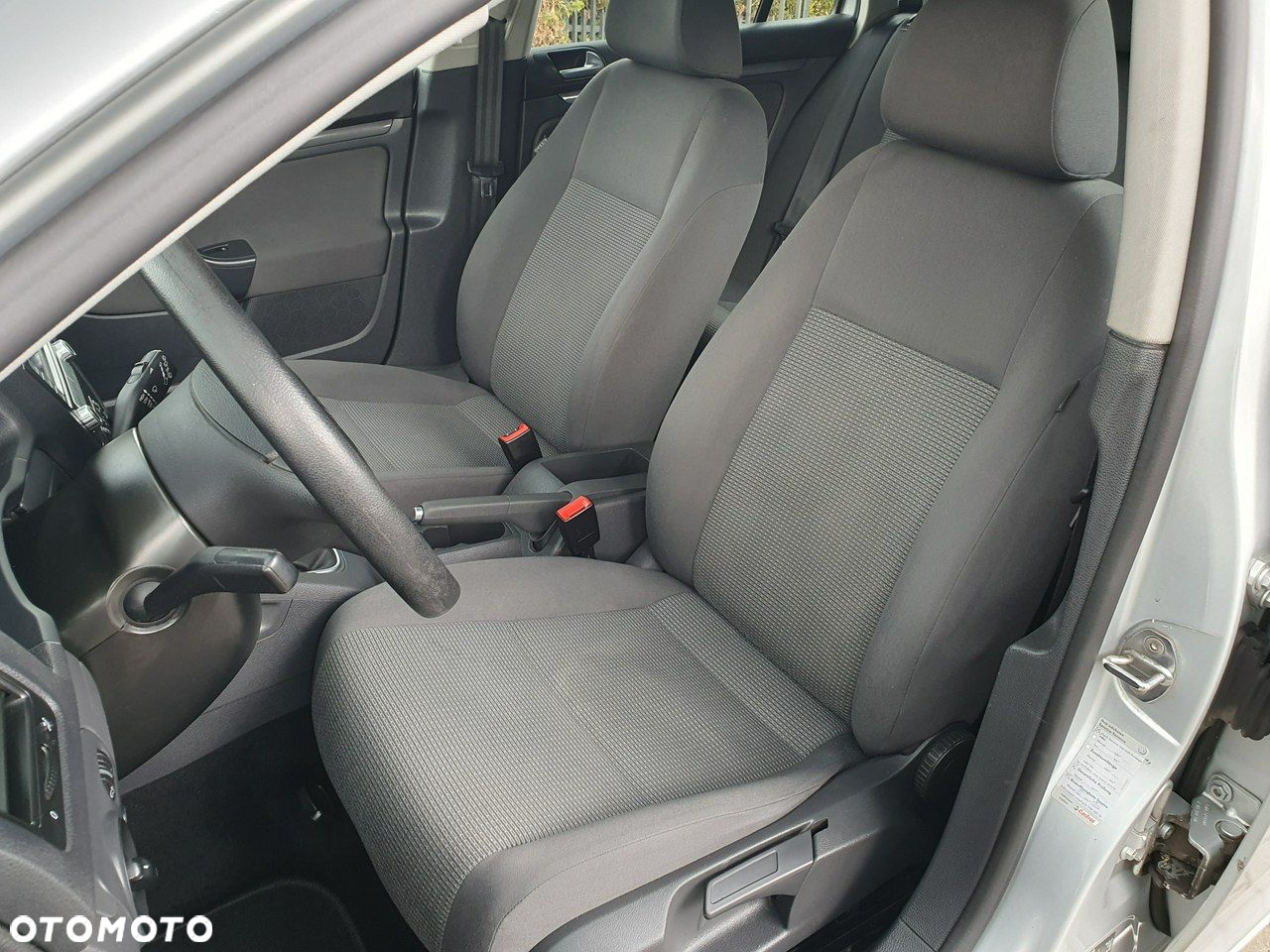 Volkswagen Golf - 14