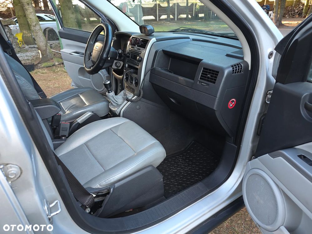 Jeep Compass 2.0 CRD DPF Limited - 11