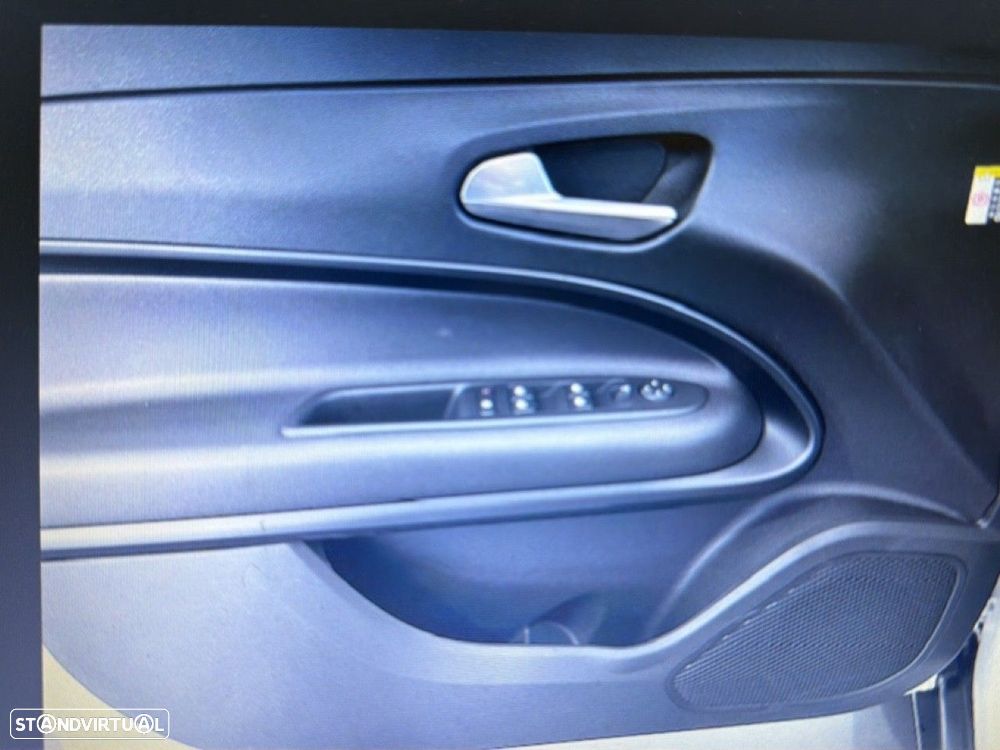 Alfa Romeo Junior Elletrica 50 kWh - 8