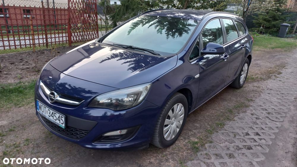 Opel Astra 1.6 CDTI Essentia - 1
