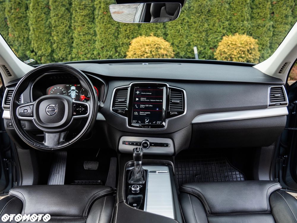 Volvo XC 90 B5 D AWD Geartronic Momentum Pro - 31