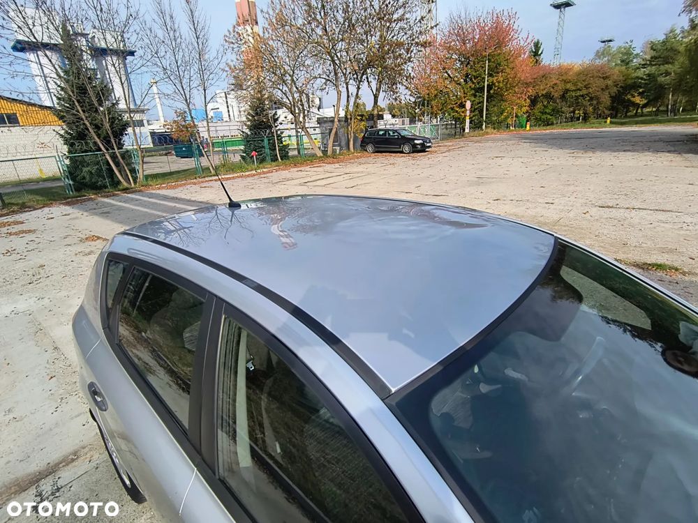 Kia Ceed - 8