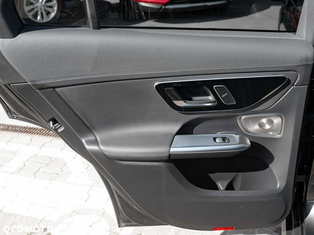 Mercedes-Benz GLC - 23