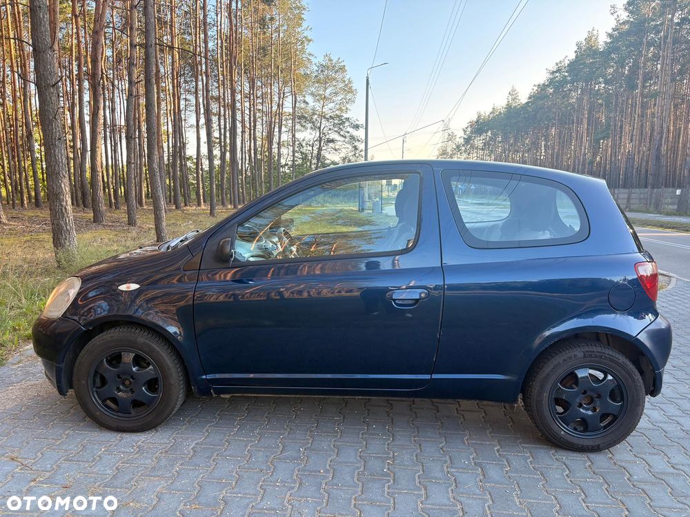 Toyota Yaris - 8