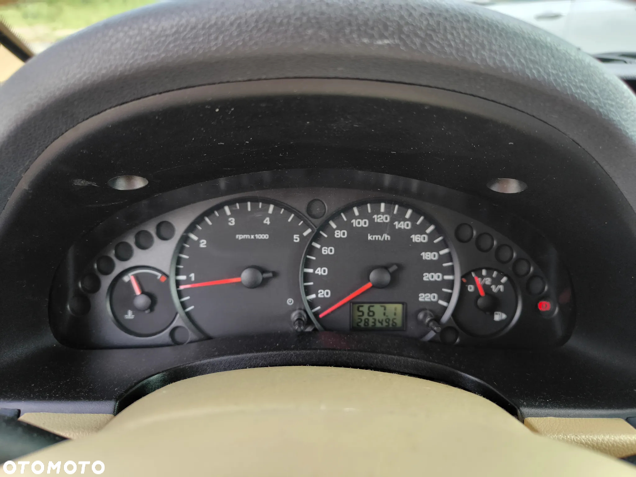 Ford Tourneo Connect - 14