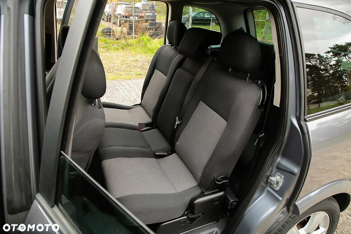 Opel Zafira - 21