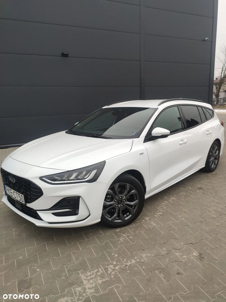 Ford Focus 1.0 EcoBoost Hybrid ST-LINE X - 1