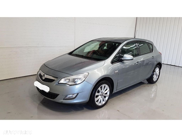 Capota Opel Astra J 2012 Hatchback 1.7 CDTI LPV/A17DTJ