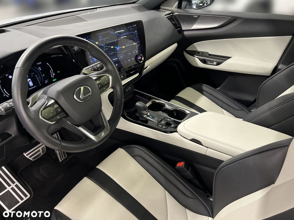 Lexus NX 350h F Sport AWD - 16