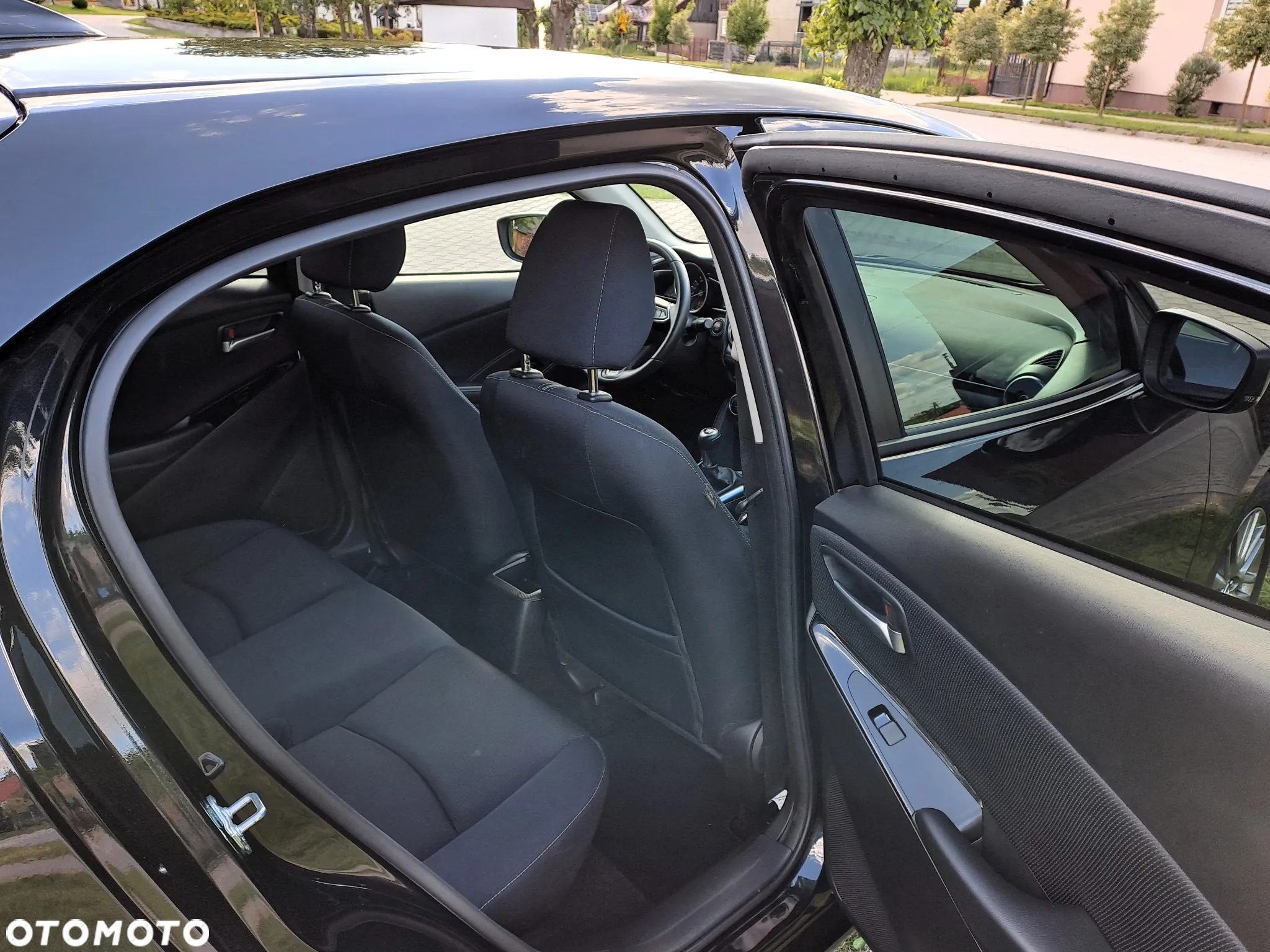 Mazda 2 e-SKYACTIV G 90 M HYBRID Exclusive-Line - 9