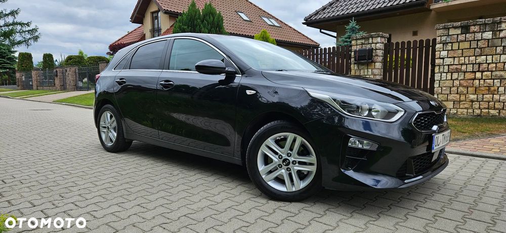 Kia Ceed - 9