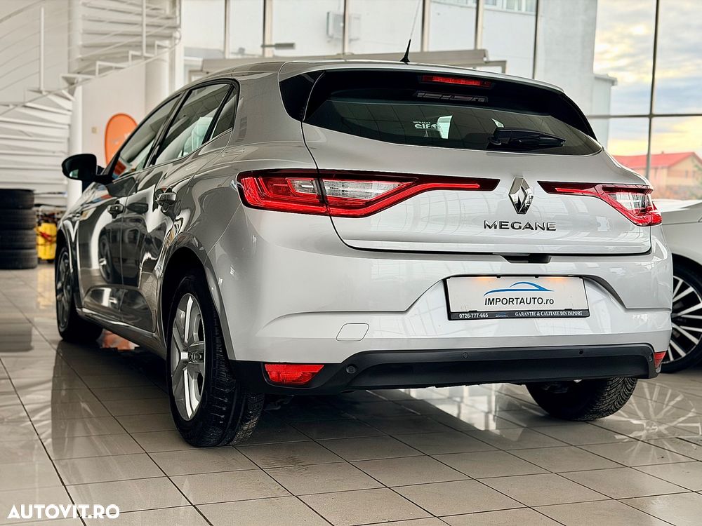 Renault Megane BLUE dCi 115 ZEN - 7