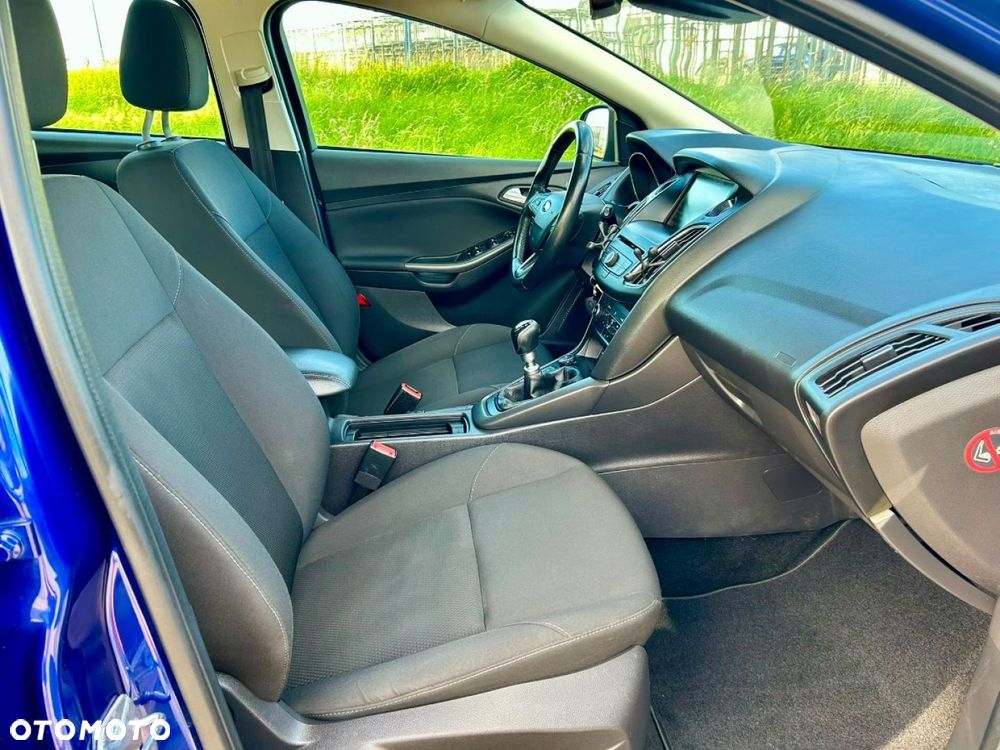 Ford Focus - 21