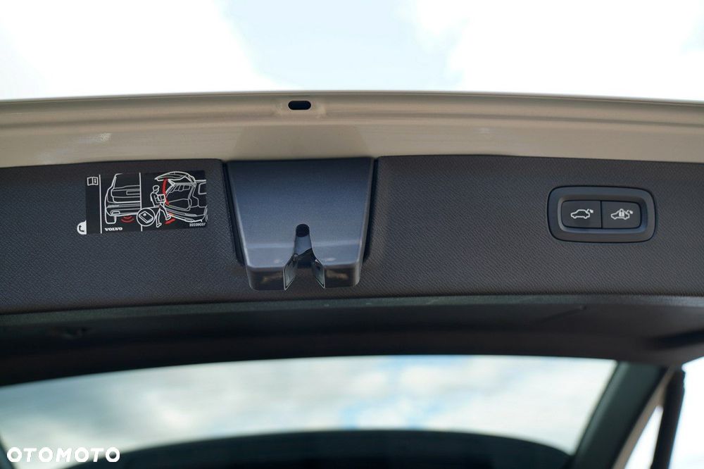 Volvo XC 90 - 18