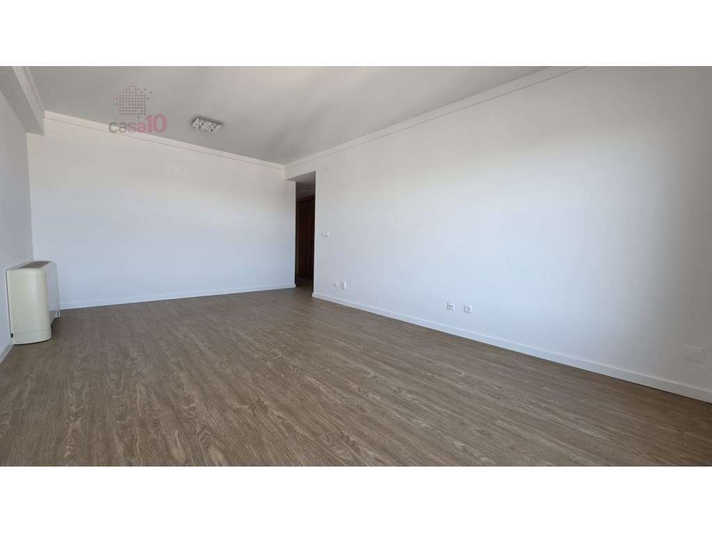 Apartamento T2 vista rio para arrendar no Parque das Nações - Grande imagem: 4/21