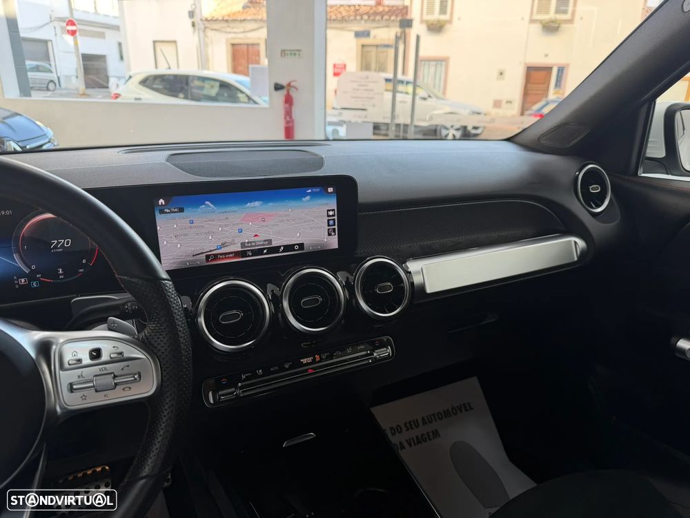 Mercedes-Benz GLB 180 d AMG Line - 29