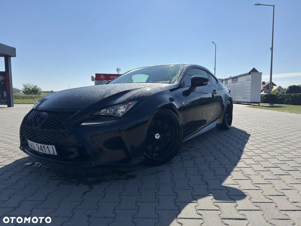 Lexus RC - 1