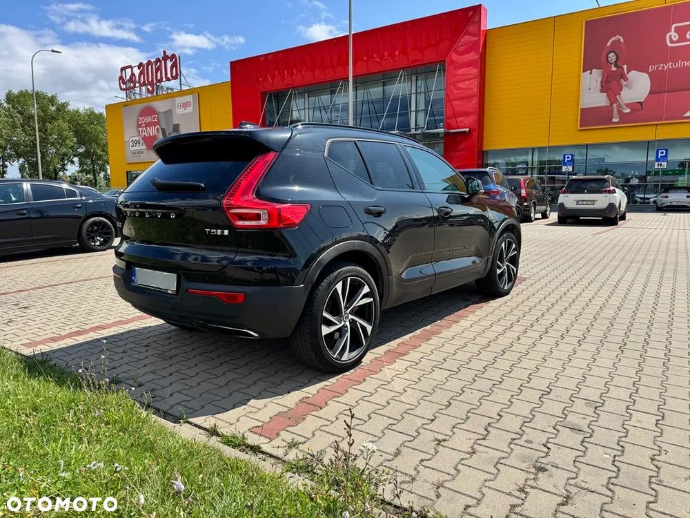 Volvo XC 40 T5 AWD R-Design - 5