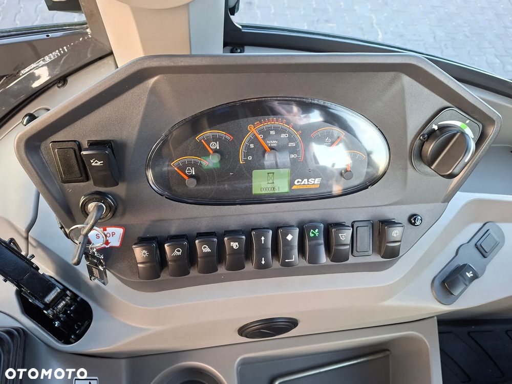 Case 580SV / FABRYCZNIE NOWA / 590SV / - 12