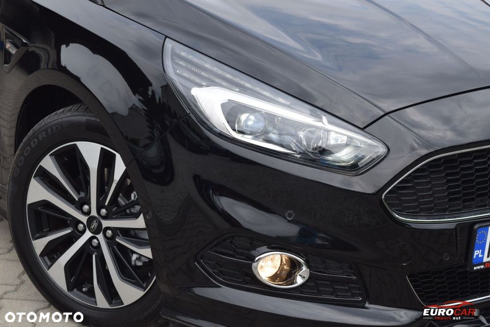 Ford S-Max - 30