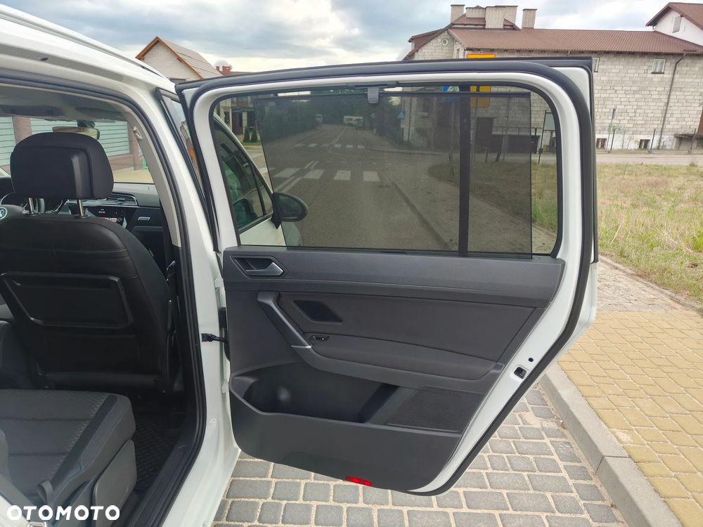 Volkswagen Touran 2.0 TDI SCR UNITED - 29