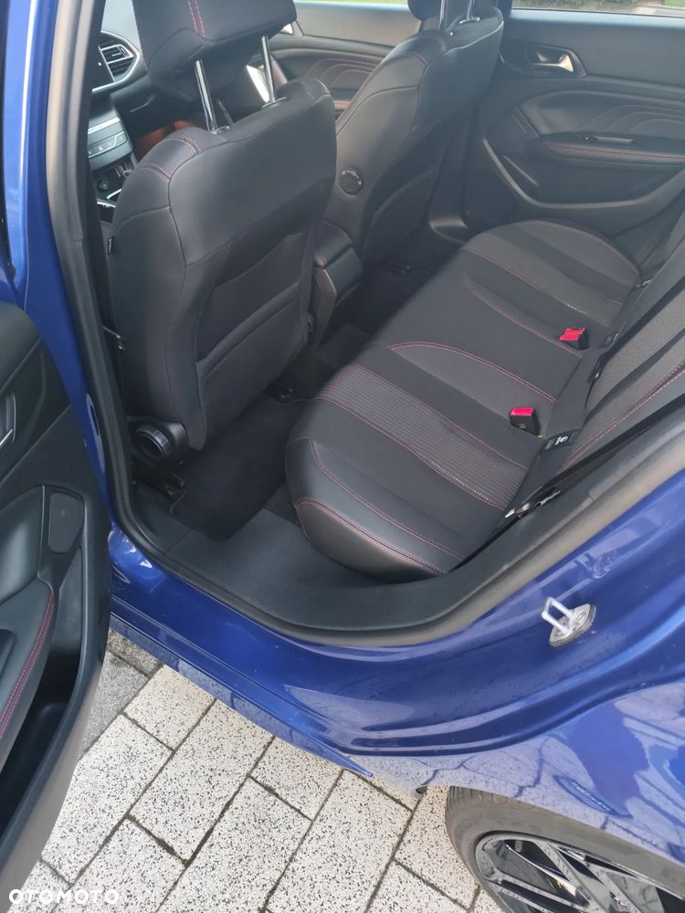Peugeot 308 BlueHDi 130 EAT8 GT - 25