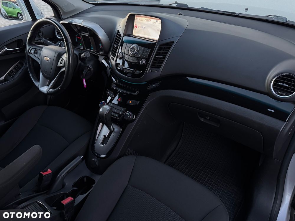Chevrolet Orlando - 25