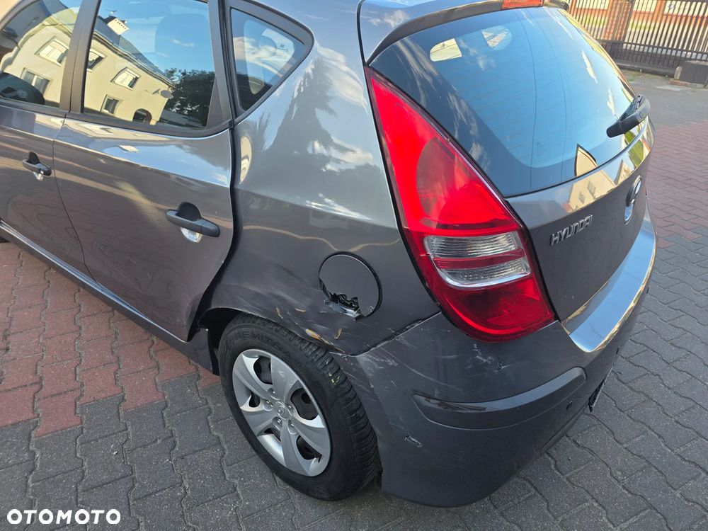 Hyundai i30 1.4 Classic - 19
