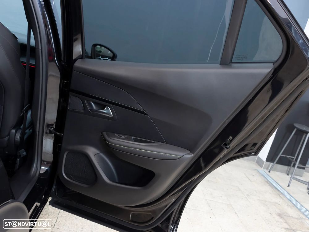 Peugeot 2008 1.5 BlueHDi GT Line EAT8 - 11