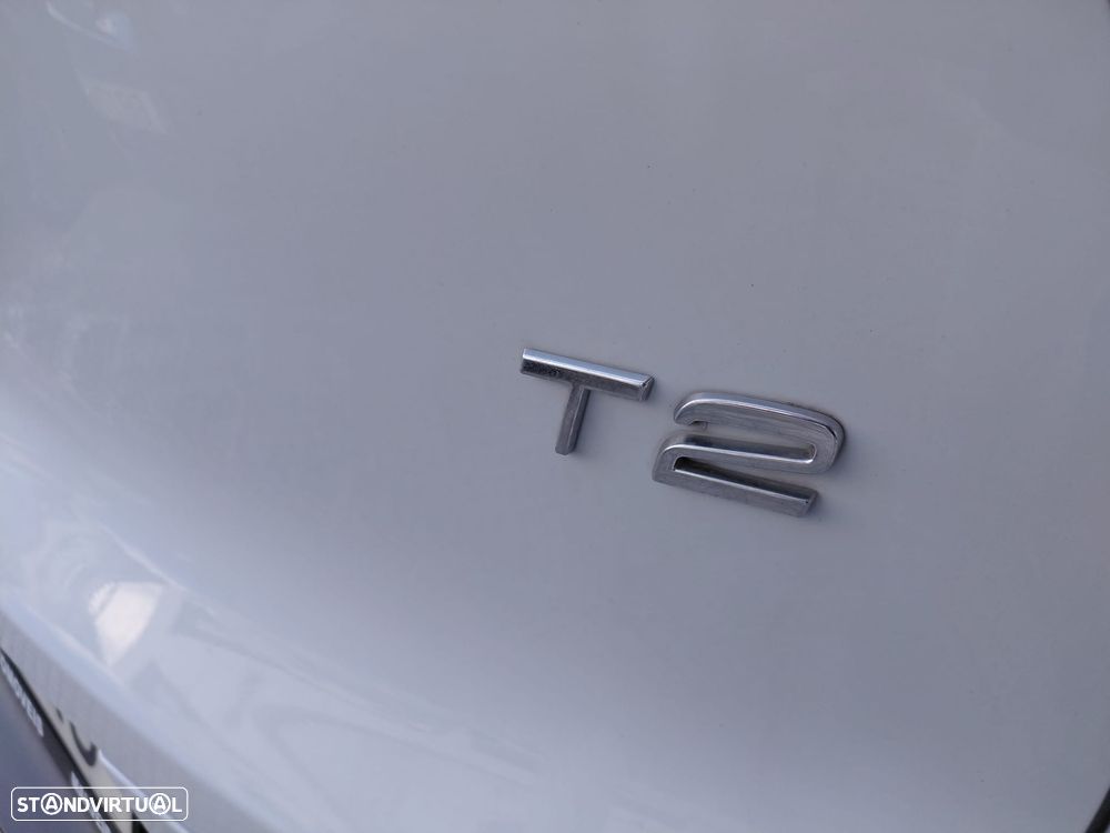 Volvo XC 40 1.5 T2 Plus Dark Auto - 20