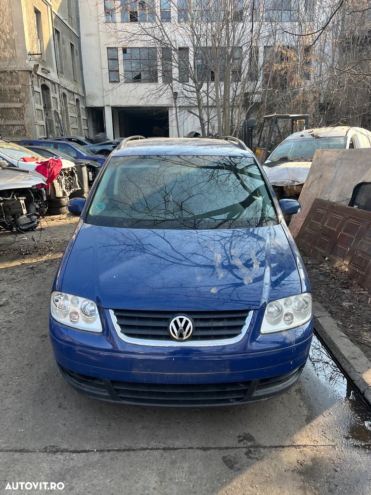Dezmembrez VW Volkswagen Touran 2005 albastru 1,6 benzina 75KW BGU LL5M - 3
