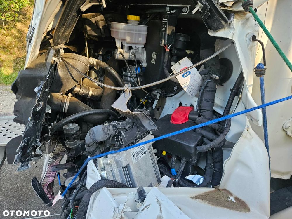 Iveco DAILY  35-C16  3.0 DIESEL 2022 ROK - 25