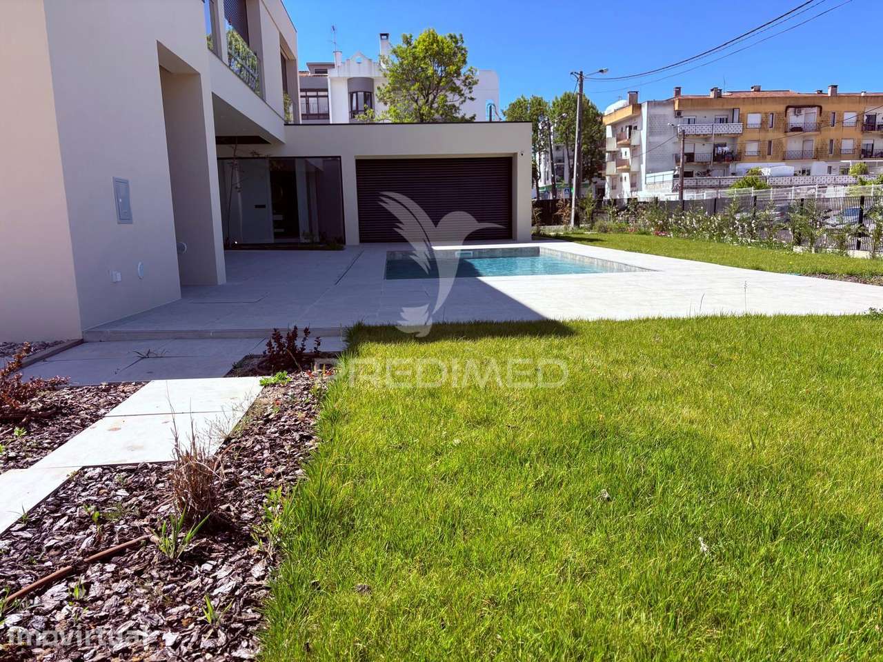 Moradia T5 Contemporânea de Luxo perto de Lisboa - Grande imagem: 3/35