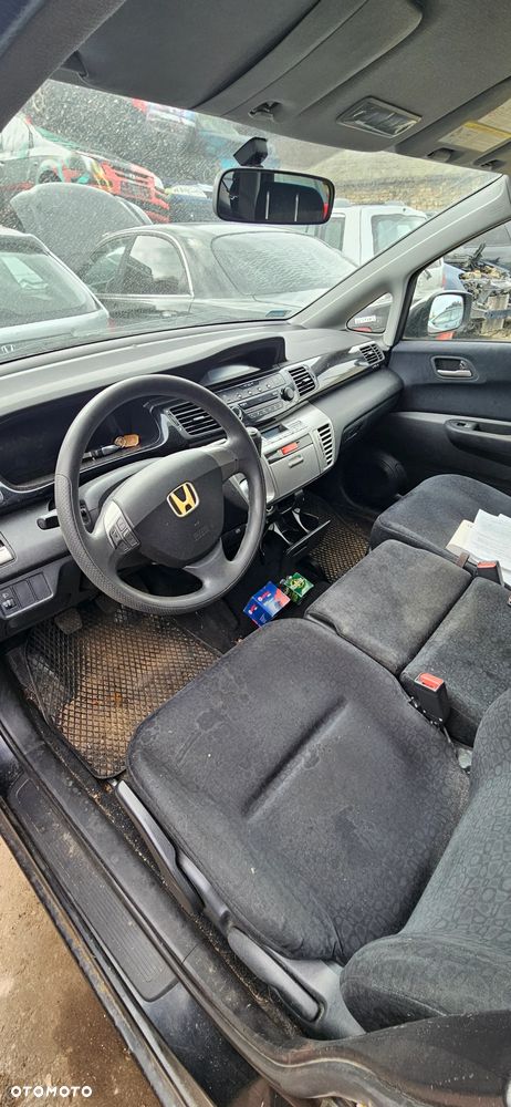 Honda Fr-V 1.7 92KW 2005r części - 3