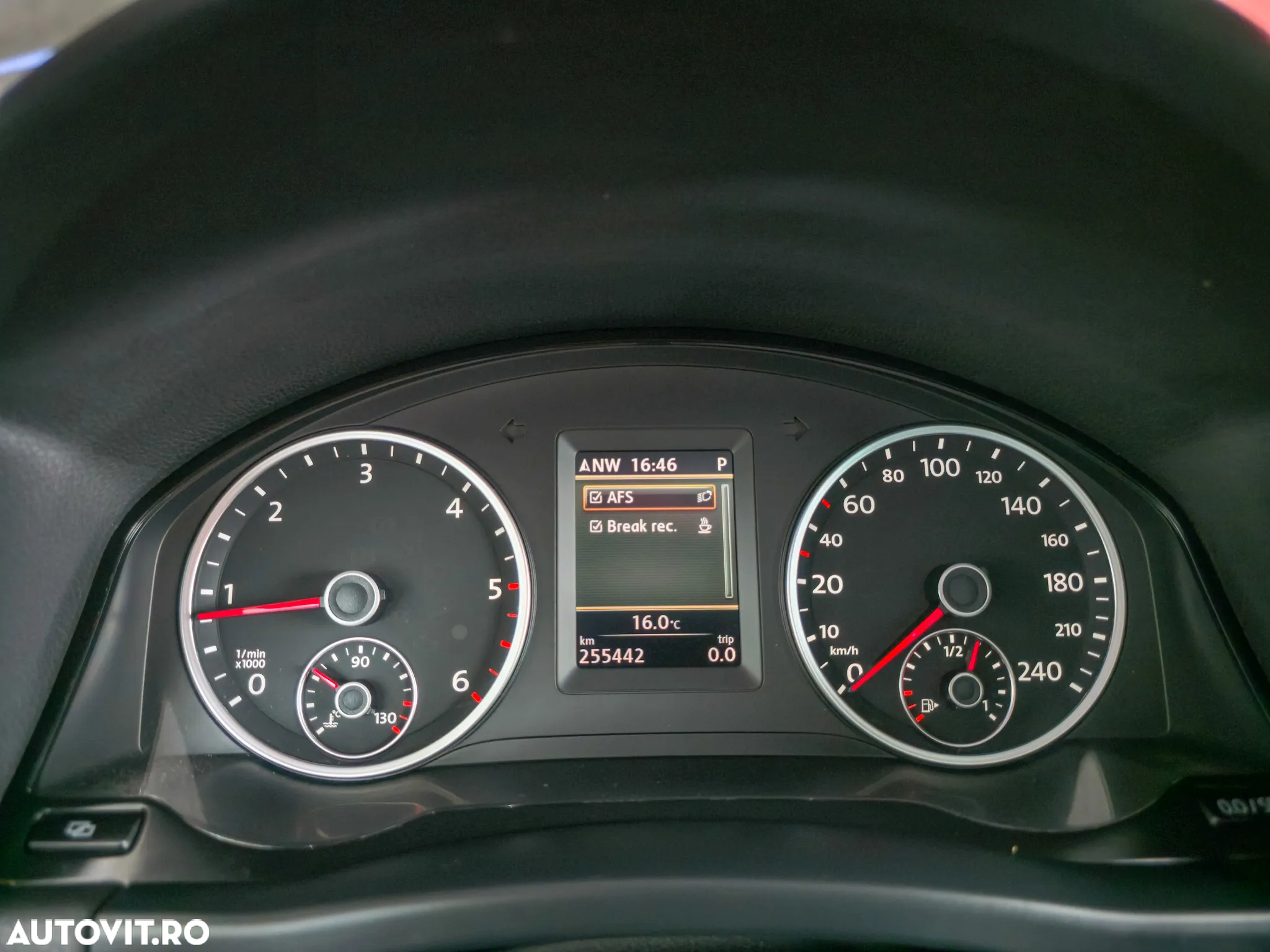 Volkswagen Tiguan 2.0 TDI 4Mot DSG Highline - 22
