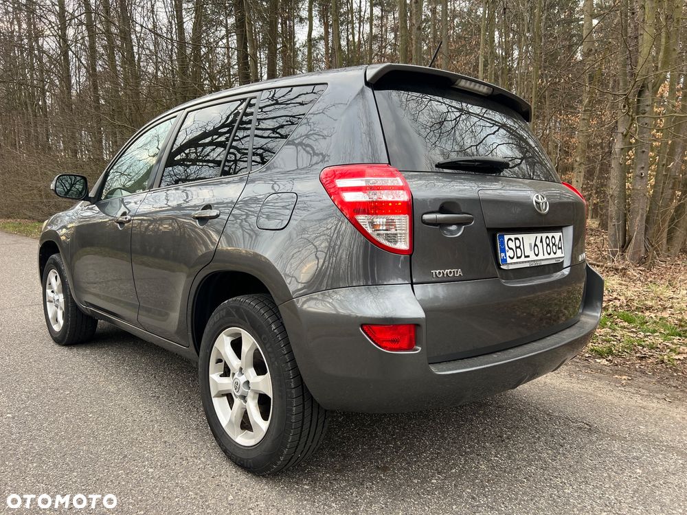 Toyota RAV4 2.0 VVT-i Sol - 32