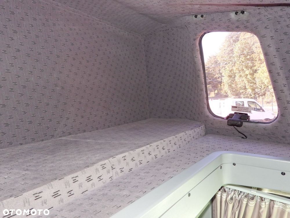 Iveco DAILY 35S18 PLANDEKA 8 PALET WEBASTO TEMPOMAT NAWIGACJA LEDY AUTOMAT HI-MATIC KLIMATYZACJA  180KM - 41