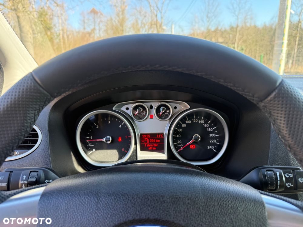 Ford Focus SW 1.6 TDCi DPF Silver Magic - 12