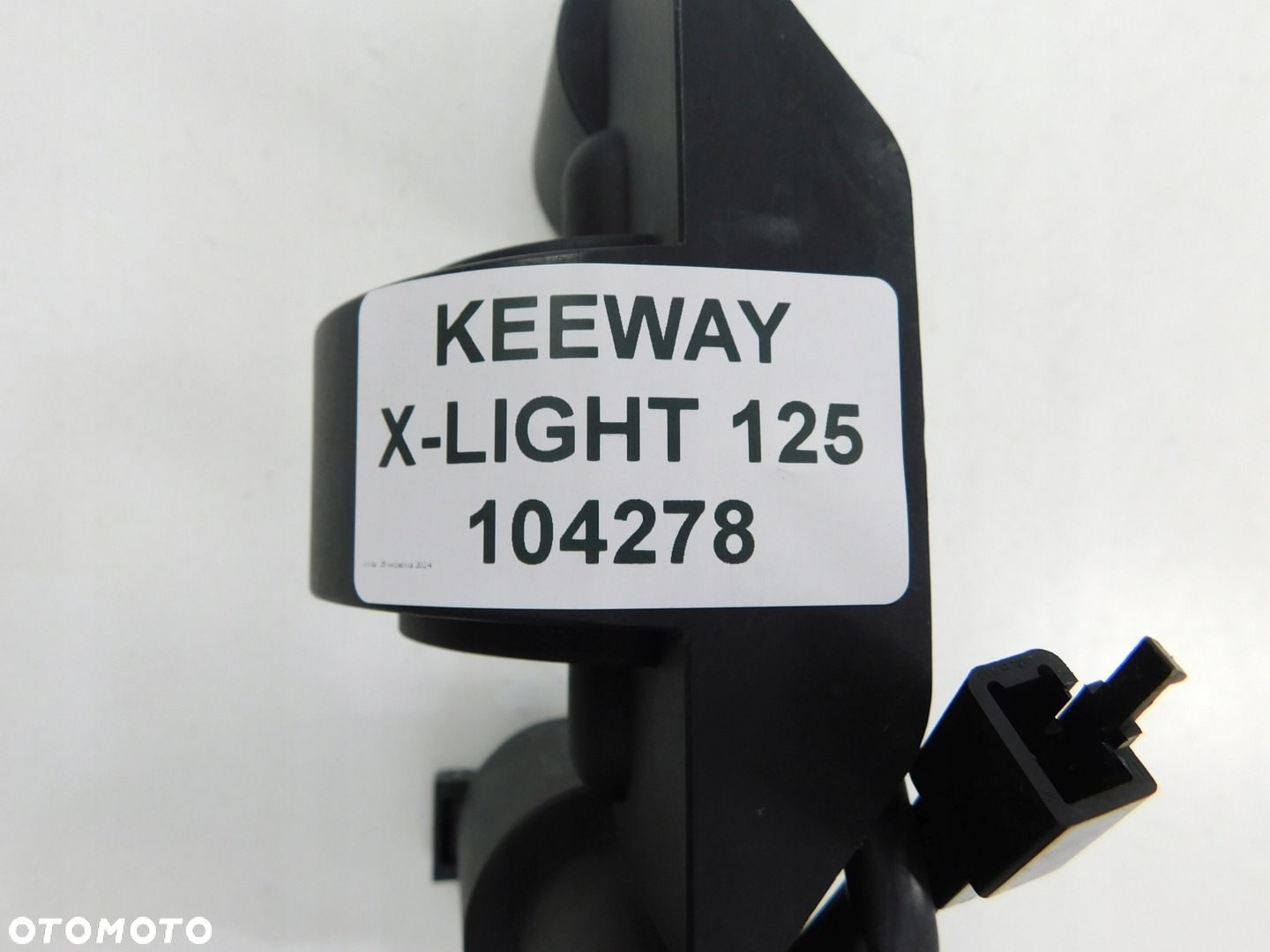 KEEWAY X-LIGHT 125 OSŁONA WYPEŁNIENIE - 8
