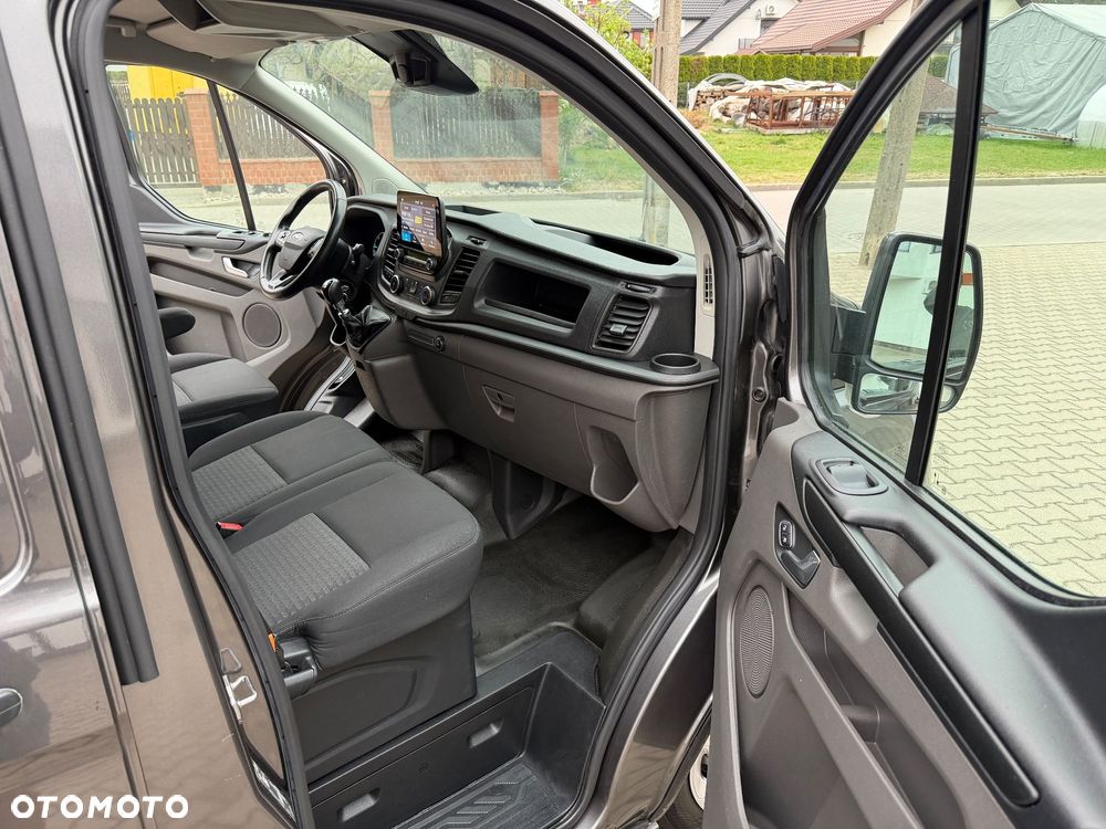 Ford TRANSIT CUSTOM - 22