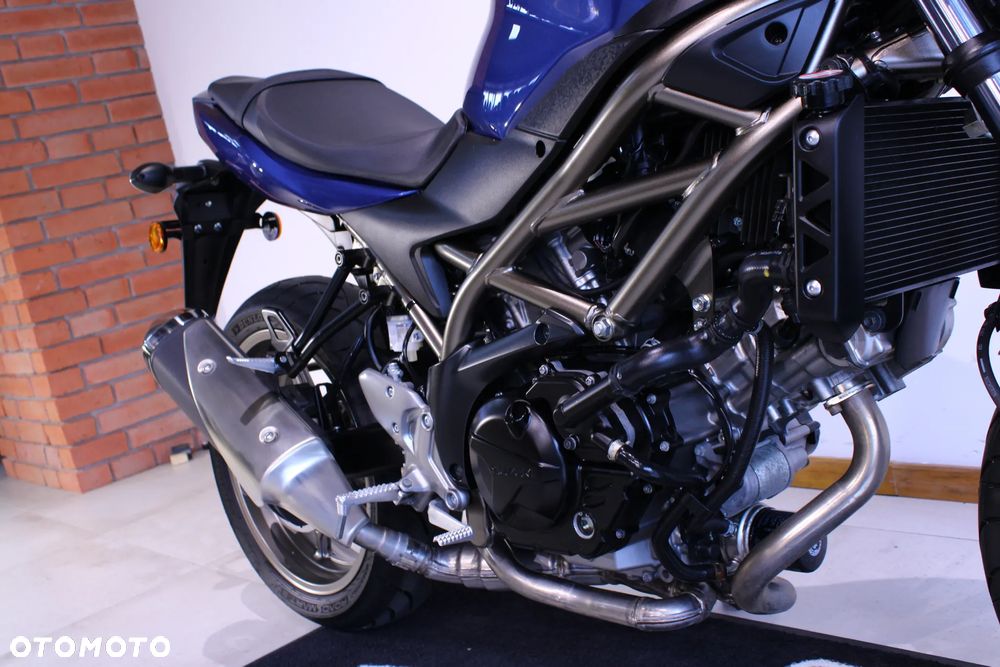 Suzuki SV - 23