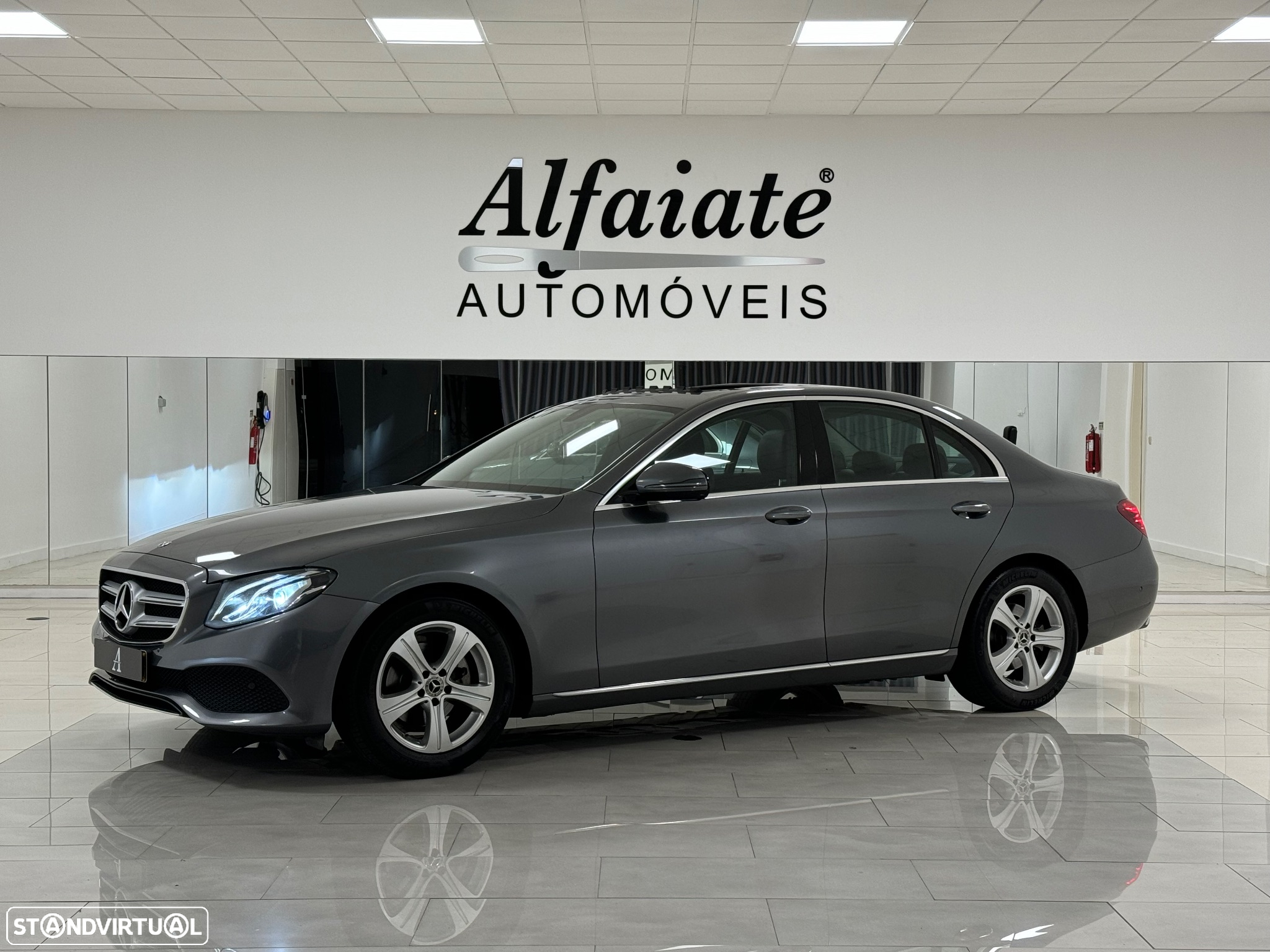 Mercedes-Benz E 220 d Exclusive - 22