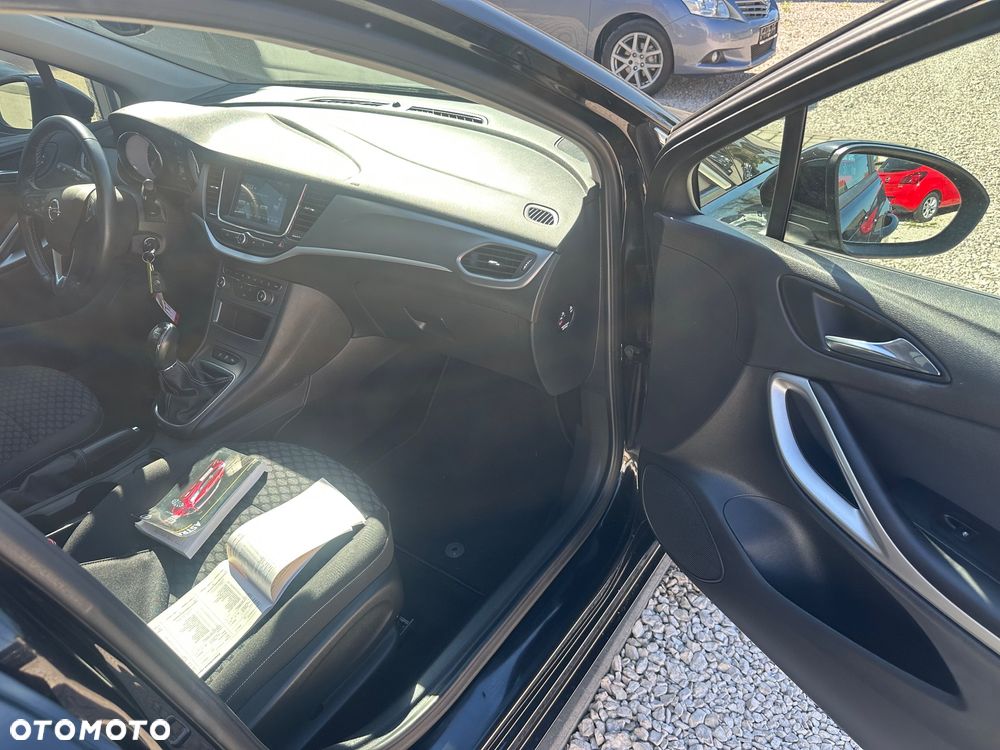 Opel Astra - 16