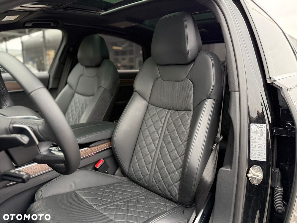 Audi A8 - 26