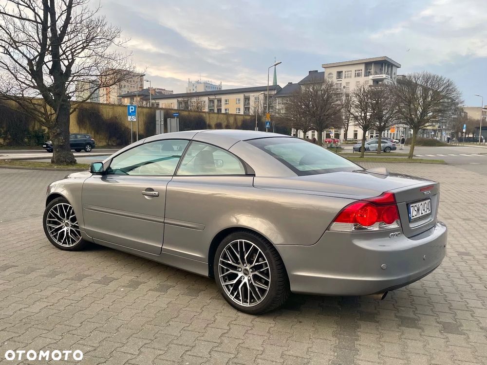 Volvo C70 T5 Summum - 13