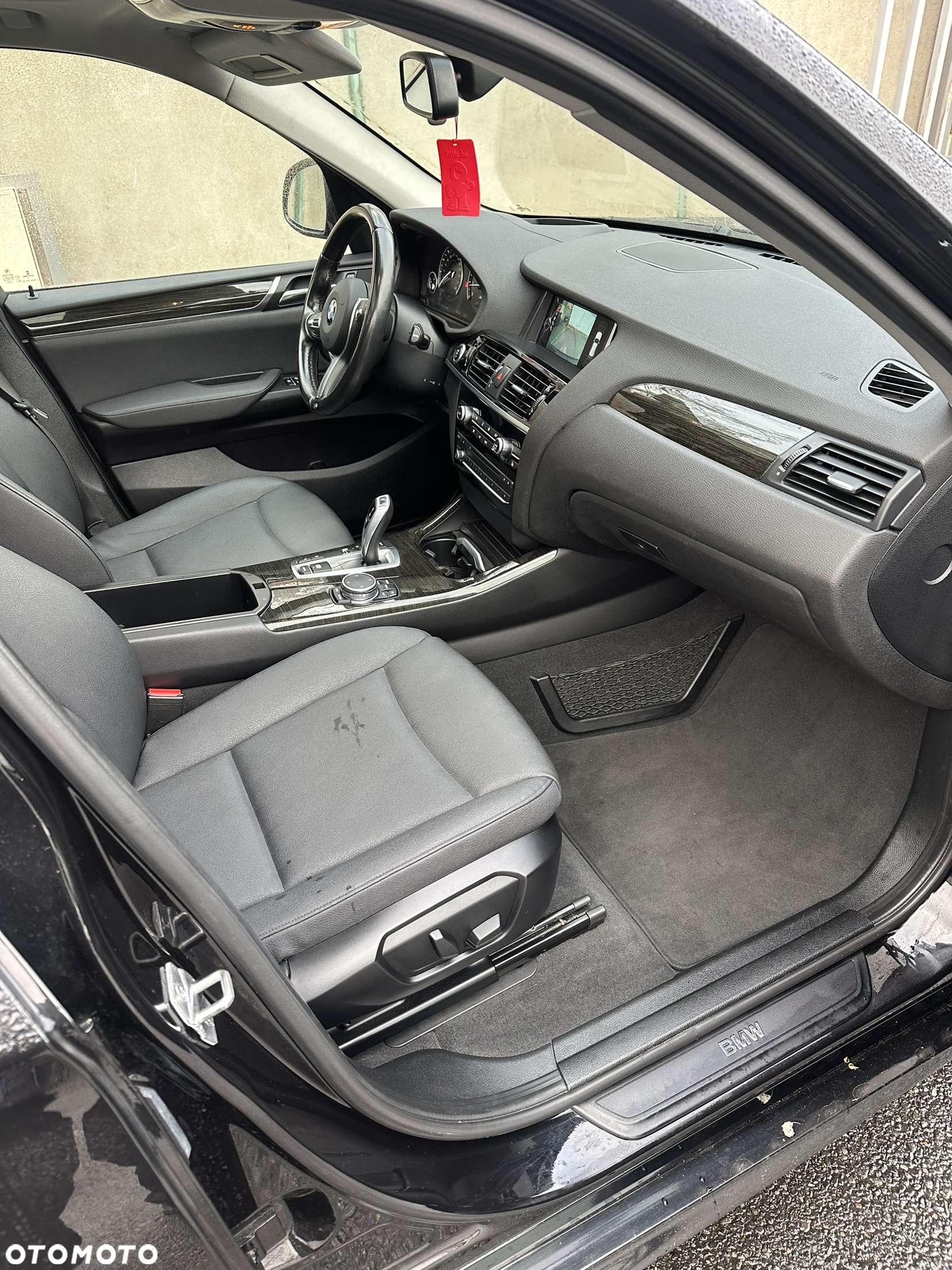 BMW X3 xDrive28i Advantage sport - 5