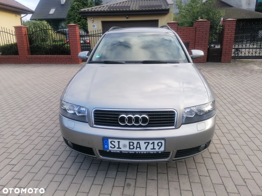 Audi A4 Avant - 9